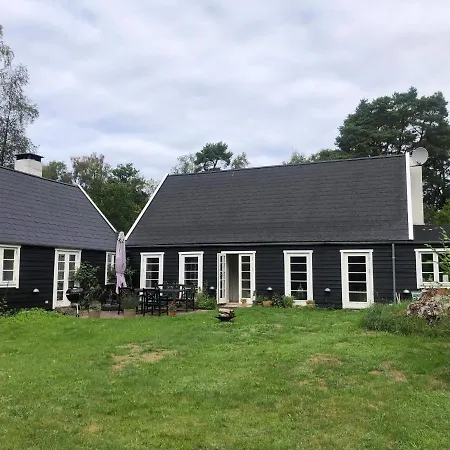 Holiday home V *